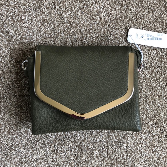 Charming Charlie Handbags - NWT Charming Charlie’s wristlet/crossbody